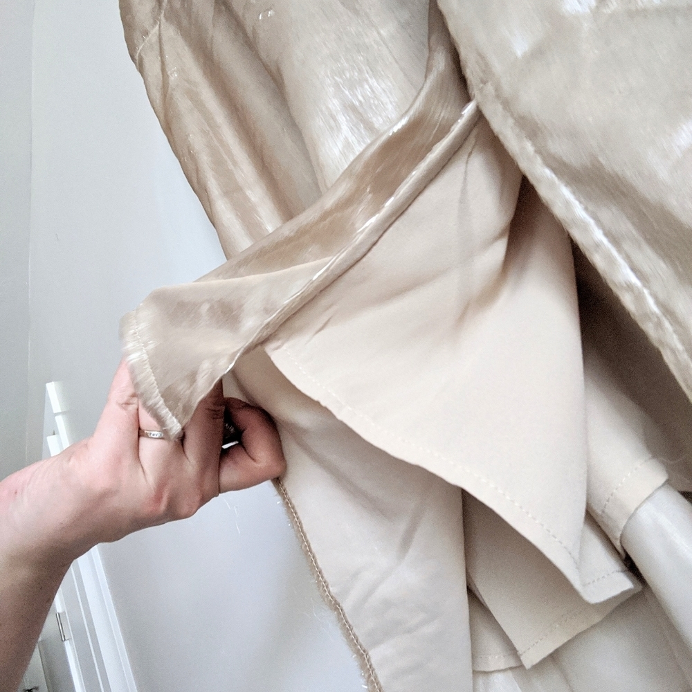 🆕🌿GOLD SHIMMER DRESS🌿 - Picture 6 of 10